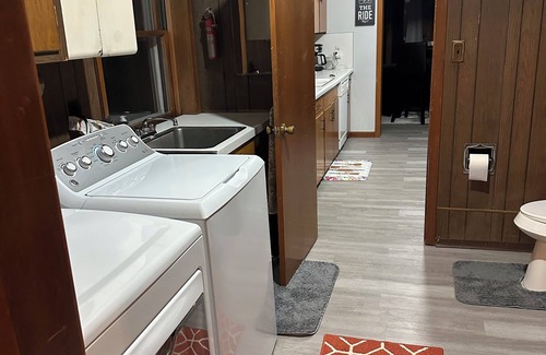 Anchor Bay Harbor House | Cozy 2-bedroom bungalow on Lake St Clair with plenty of room to dock your boat!