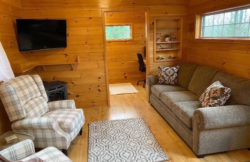 Saranac Lake Cabin | Cozy 2-bedroom cabin with Lake Colby beach access