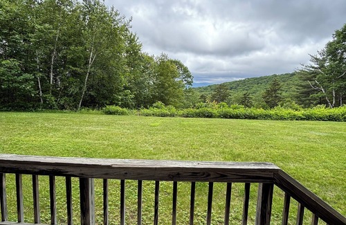 Campton Condo | Cozy 2-bedroom condo in Campton, NH with AC, WiFi