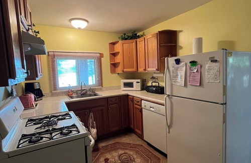 Lewiston Cottage | Cozy 2 bedroom cottage on Big Wolf Lake