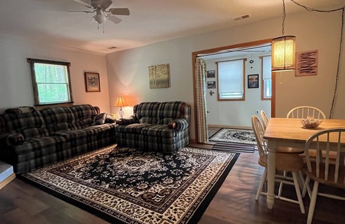 Lewiston Cottage | Cozy 2 bedroom cottage on Big Wolf Lake