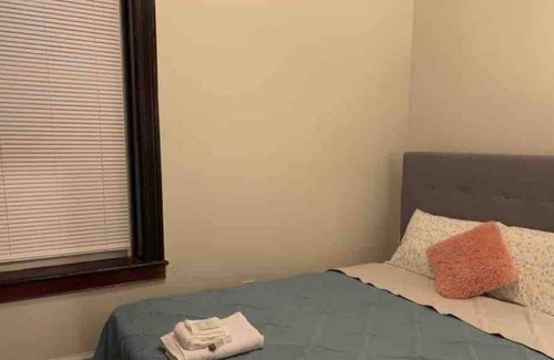 Troy Apartment | Cozy 2 Bedroom Downtown Troy Family Apartment