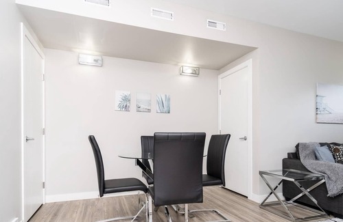 Winnipeg House | Cozy 2 Bedroom | French Sector | Minutes From DT