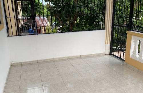 Santiago Province House | Cozy 2-bedroom house with WiFi, AC in enchanting Licey al Medio