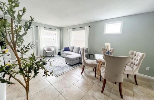 Dade City House | Cozy 2 Bedroom home, Dade City!