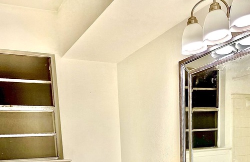 Metairie House | Cozy 2 bedroom house in quiet neighborhood