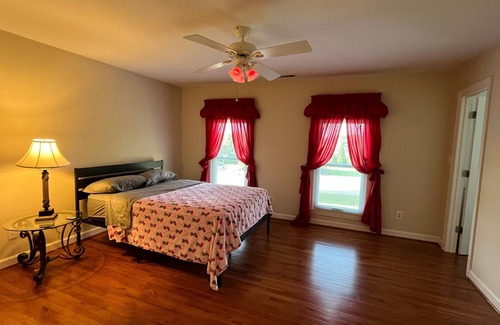 Rural Hill Hotel | Cozy 2-bedroom house in a peaceful town of Mt. Juliet between the lakes