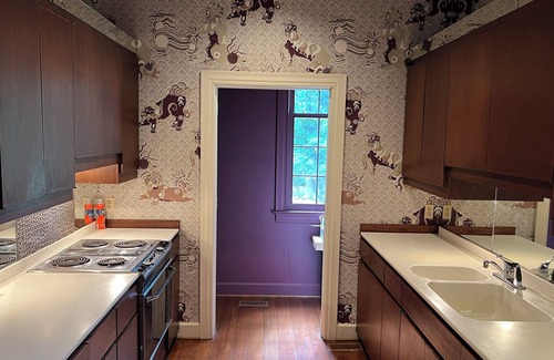 Goldsboro House | Cozy 2 Bedroom Luxury stay at the W. Wing of an astonishing majestic home