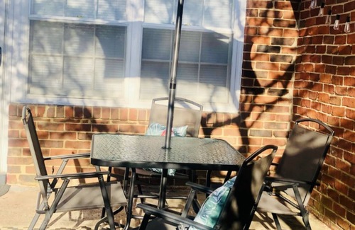 Winston - Salem House | COZY 2 Bedroom NEAR Hanes Mall