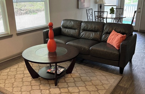 Johns Creek Apartment | Cozy 2-bedroom Perfect Location in Alpharetta.