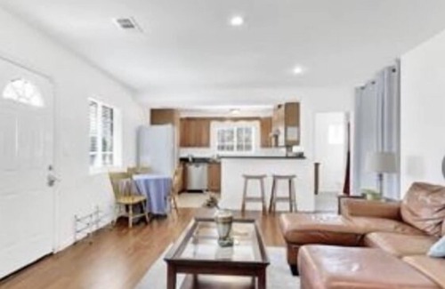 East San Gabriel House | Cozy 2 bedroom San Gabriel CA near Rose Bowl Stadium Pasadena Arcadia Altadena