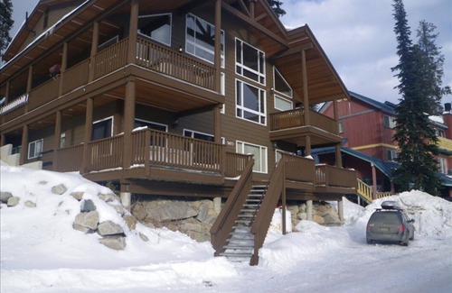 Snow Pine Estates House | Cozy 2 Bedroom Ski in, Ski out, Chalet with European Flair and Private Hot Tub