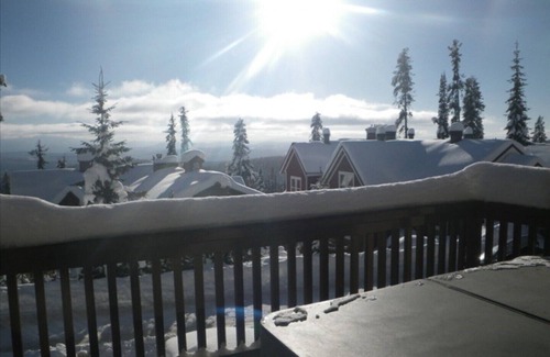 Snow Pine Estates House | Cozy 2 Bedroom Ski in, Ski out, Chalet with European Flair and Private Hot Tub