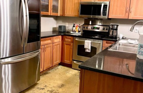 Downtown Chattanooga House | Cozy 2-bedroom Southside townhome walkable to downtown