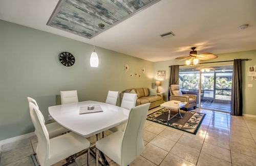 Pelican House | Cozy 2-bedroom townhome in charming Cape Coral with AC, WiFi