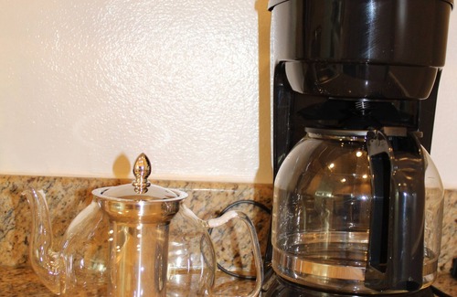 Verdugo Viejo House | Cozy 2-bedroom townhome in wonderful Glendale with FREE 2 car parking Spaces!