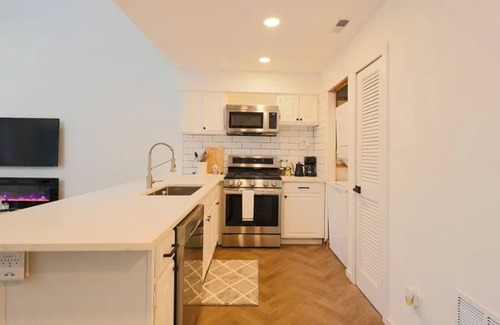 Vernon Condo | Cozy 2-bedroom condo in peaceful Vernon Township with WiFi, AC, laundry, etc.
