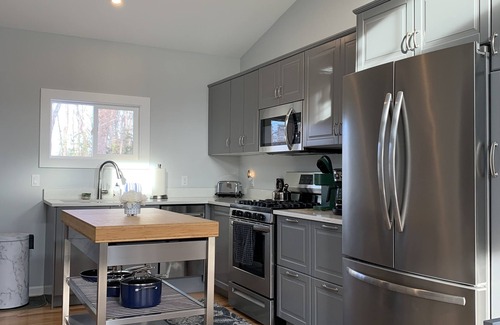 Old Fort House | Cozy 2-bedroom vacation home just 8 minutes to Catawba River