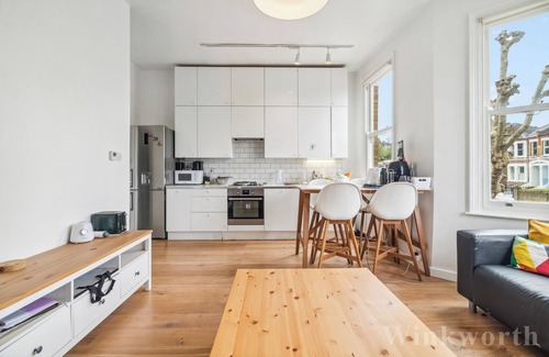 New Cross Apartment | Cozy 2-bedroom with view