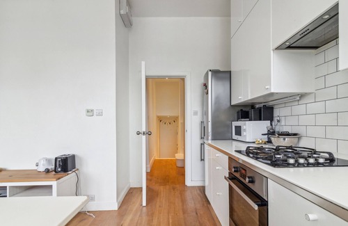 New Cross Apartment | Cozy 2-bedroom with view