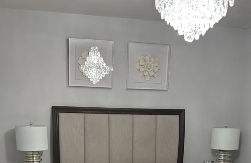 Elmwood Park Apartment | Cozy 2 bedrooms, eat in kit. ,balcony..