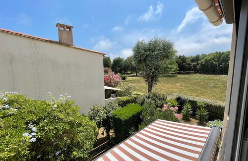 Argeles Plage Apartment | Cozy 2-Room Apartment with Pool, Tennis, and A/C – 500m from Beach in Argelès-sur-Mer