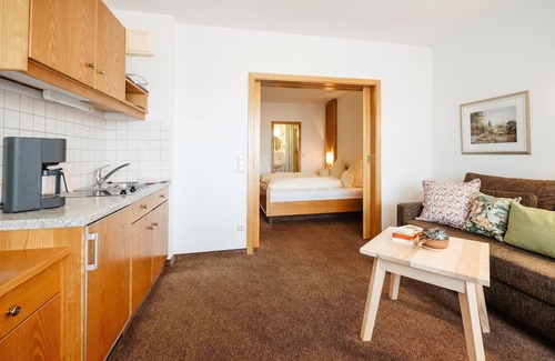 Bad Fuessing Apartment | Cozy 2-room apartment (35 sqm) with kitchenette and free WLAN