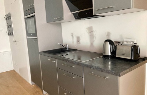 Rudolfsheim-Funfhaus Apartment | Cozy 2 ROOM APARTMENT* BALCONY* PANORAMIC VIEW* NEAR PARK