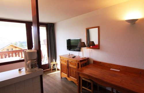 Bergers Apartment | Cozy 2-Room Apartment for 6, Near Ski Lifts & Shops - L'Alpe d'Huez