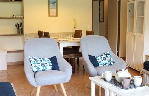 La Baule-Escoublac Apartment | Cozy 2-room apartment with terrace, pools, and parking near the beach in La Baule