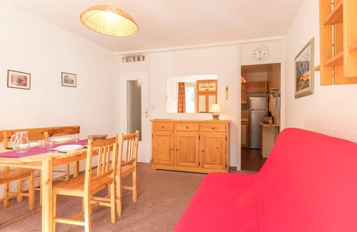 La Salle-les-Alpes Apartment | Cozy 2-Room Apartment, Sleeps 6, Near Slopes & Shops, La Salle-les-Alpes