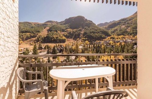 La Salle-les-Alpes Apartment | Cozy 2-Room Apartment, Sleeps 6, Near Slopes & Shops, La Salle-les-Alpes