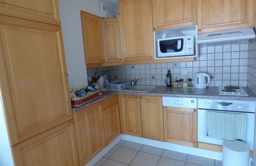 Saint-Jean-de-Sixt Apartment | Cozy 2-Room Apartment with Cabin, Garage & Balcony near Ski Resorts - Sleeps 6