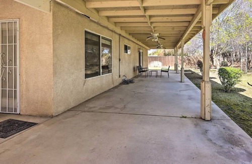 Greenacres House | Cozy 2300 sqft Bakersfield Home w/ Spacious Backyard