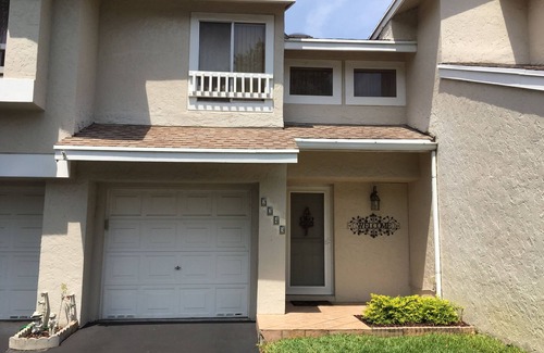 Pompano Beach House | Cozy 2BR 2.5BA Deerfield Beach Getaway in a quiet gated community