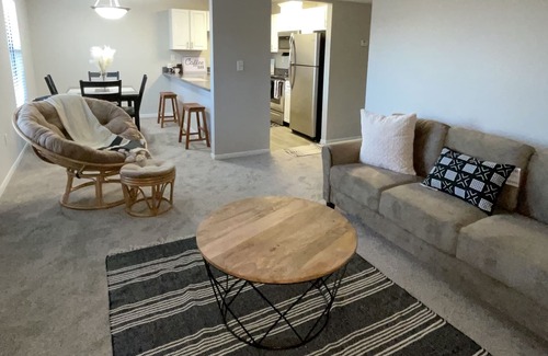 Prattville Apartment | Cozy 2BR/ 2B minutes away from the Prattville Center
