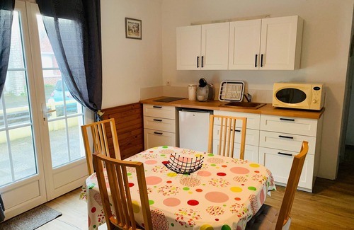 Fort-Mahon-Plage Apartment | Cozy 2BR Apartment, 200m from Beach, Garden & Garage Included