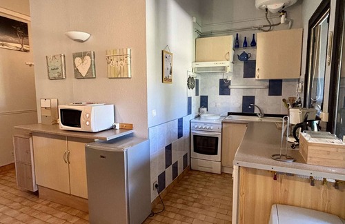 Argeles Plage Apartment | Cozy 2BR Apartment with Pool, Tennis, and Parking - 500m to Beach, Pet Friendly!