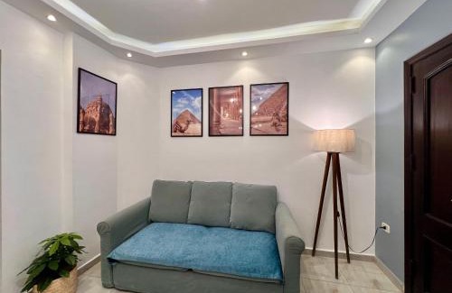 Al-Khalifa Apartment | Cozy 2BR Apartment in Maadi