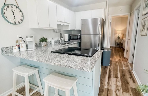 Sneads Ferry House | ☀️Cozy 2Br Beach House☀️ with Private Beach Access!