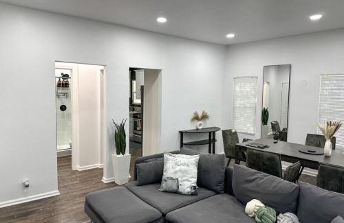 Florence-Graham Apartment | Cozy 2BR Duplex in Downtown LA