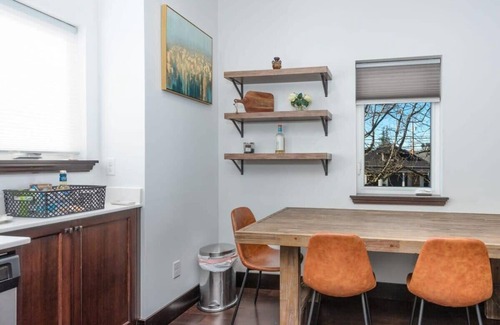Lettered Streets House | Cozy 2BR Duplex Near WWU & Downtown Bellingham