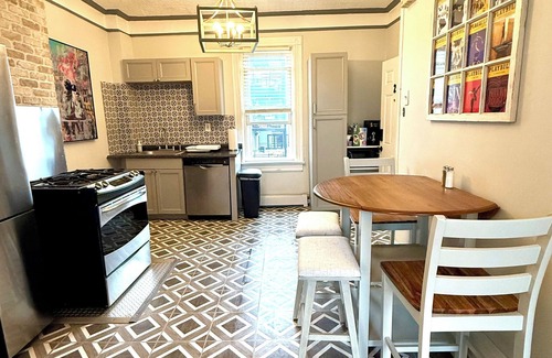 Hoboken Apartment | Cozy 2BR in Heart of Hoboken Near Parks 1 - Stop NYC -Close to bars-restaurants