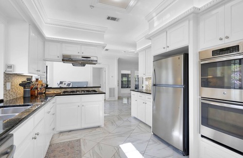 Conroe House | Cozy 3/2 Stunning Outdoor Patio/Quiet cul-de-sac