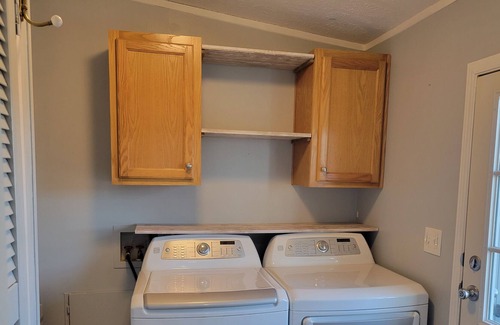 Hope Cottage | Cozy 3-bedroom 2-bath cottage w/waterfront views