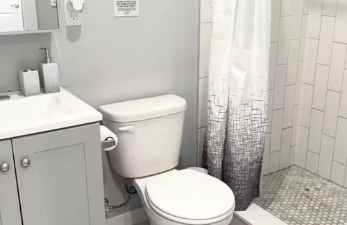 Paterson Apartment | Cozy 3-bedroom apartment in lovely Paterson with AC, WiFi