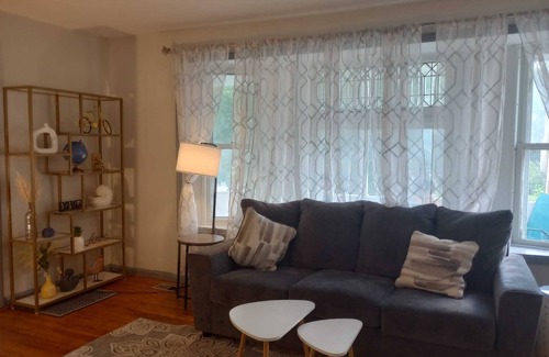 Downtown Syracuse Apartment | Cozy 3-bedroom apartment in peaceful Syracuse with WiFi, AC