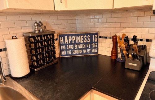 Kenberma Apartment | Cozy 3-bedroom apartment with AC and WiFi in charming Hull