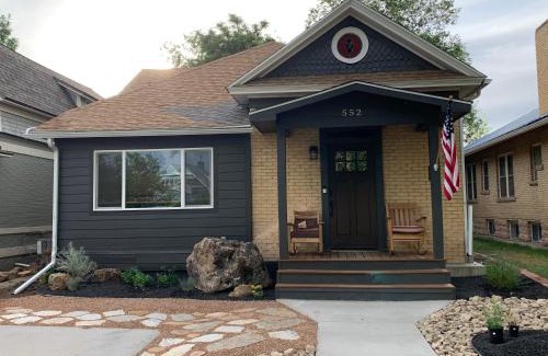 Delta House | Cozy 3-Bedroom Grand Chalet