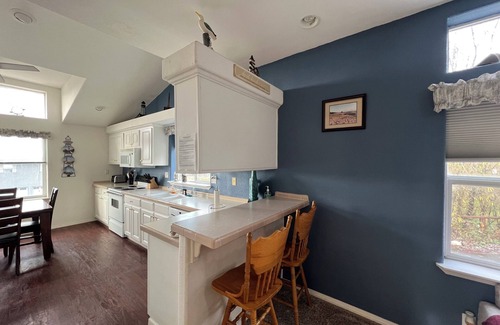 Oregon Coast House | Cozy 3-bedroom house in amazing Rockaway Beach with WiFi